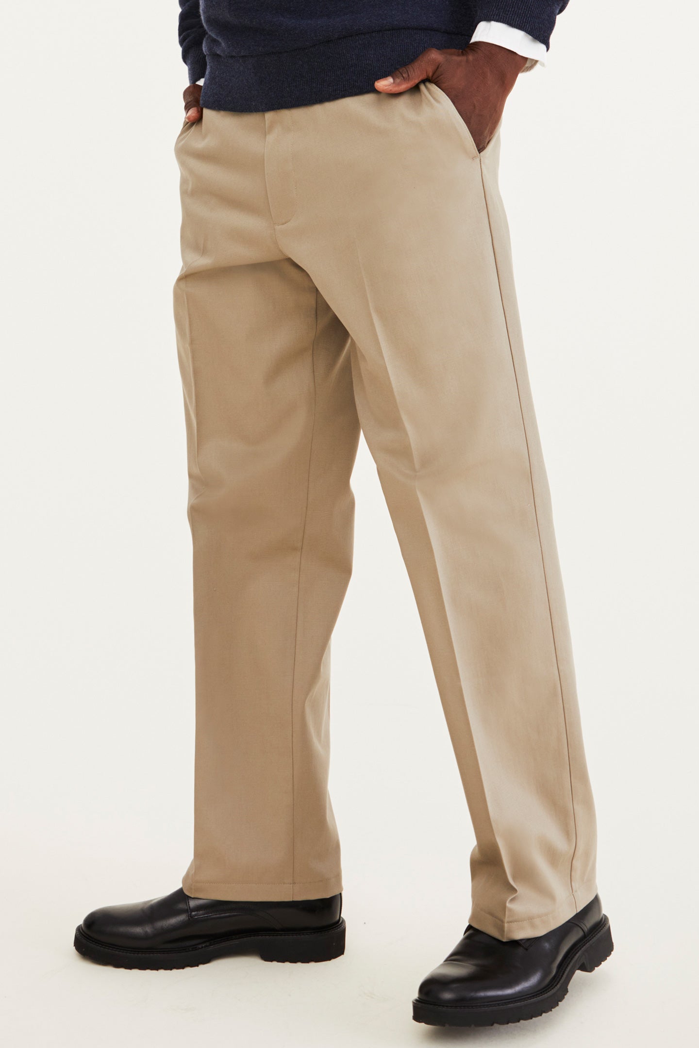 men’s relaxed fit dress pants